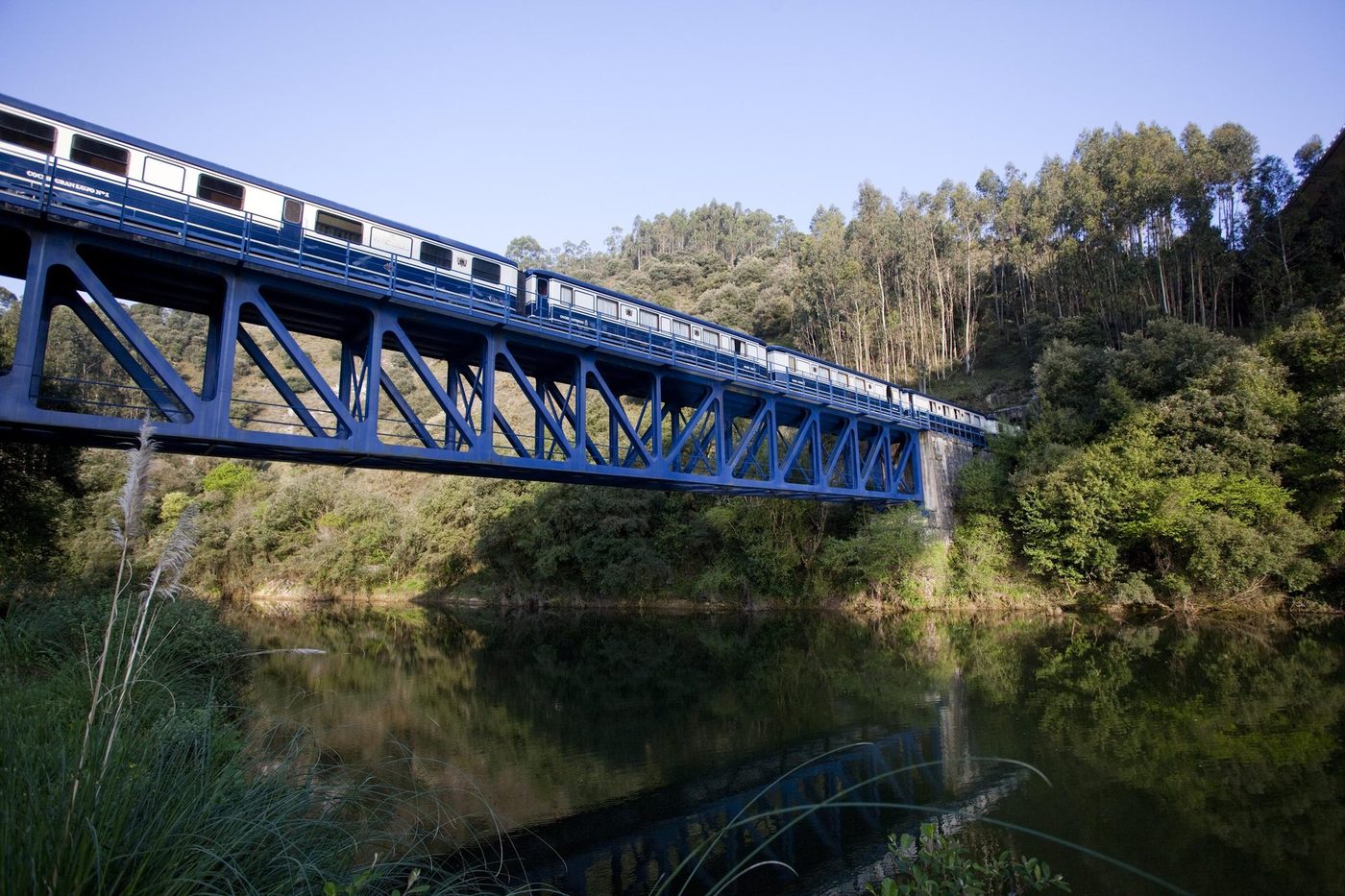 What's Included on Spain's Luxury Trains (and What Isn't)