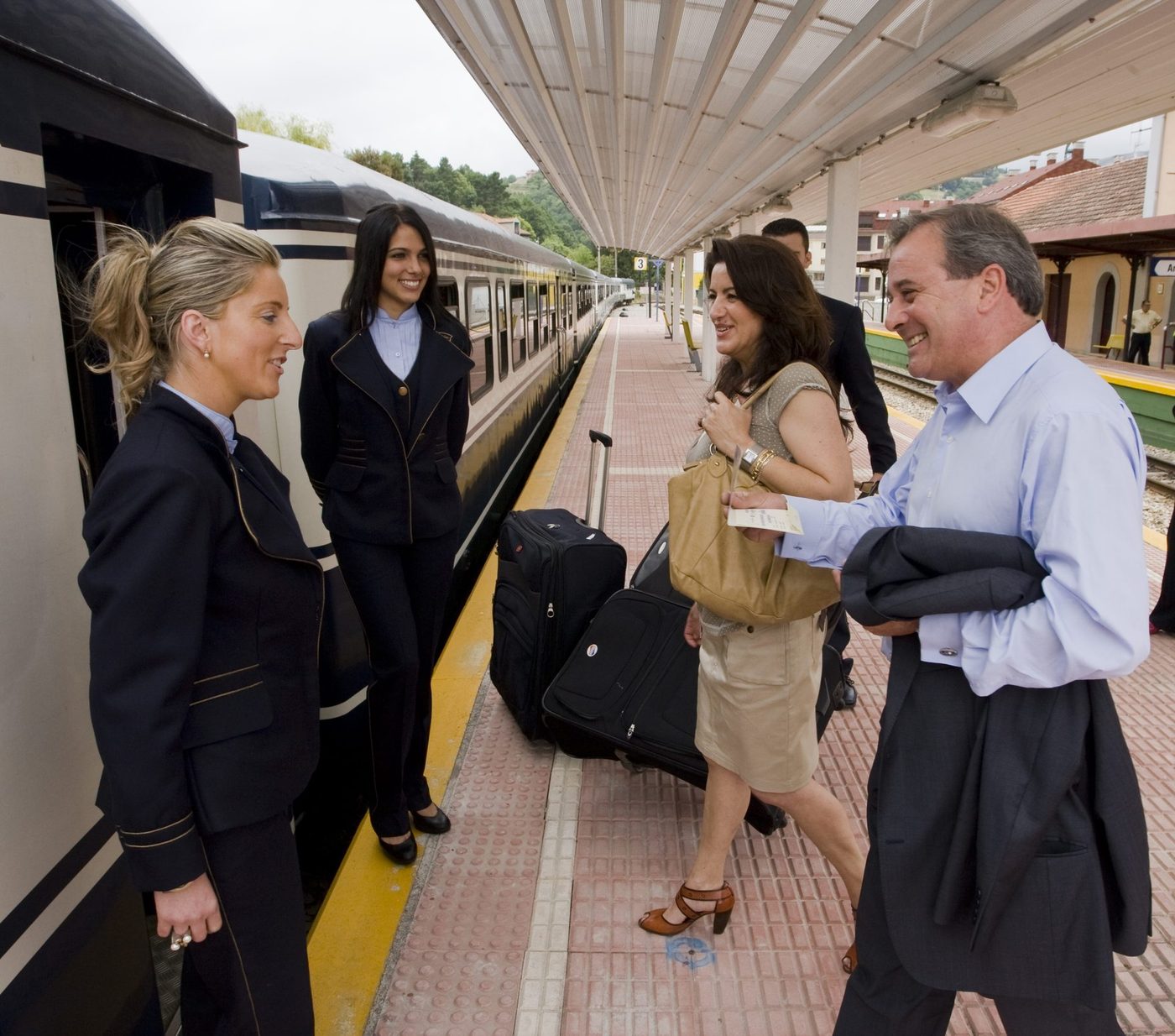 Small trains, small guest lists, direct operator access: why the booking channel matters.